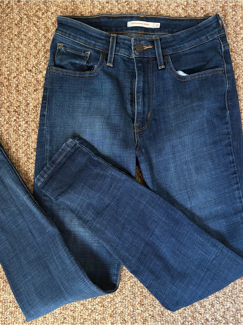 Levi's Women's Skinny Jeans in Dark Indigo Blue